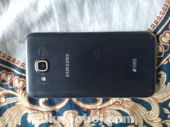 Samsung j7
